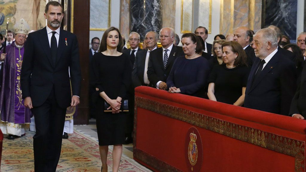 La Familia Real, unida de nuevo: la infanta Cristina regresa a la vida pública en el funeral por Alicia de Borbón