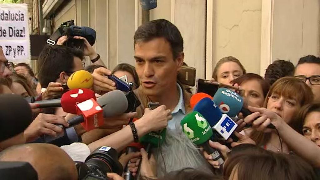 Sánchez promete "un diálogo de guante blanco" por la secretaría del PSOE
