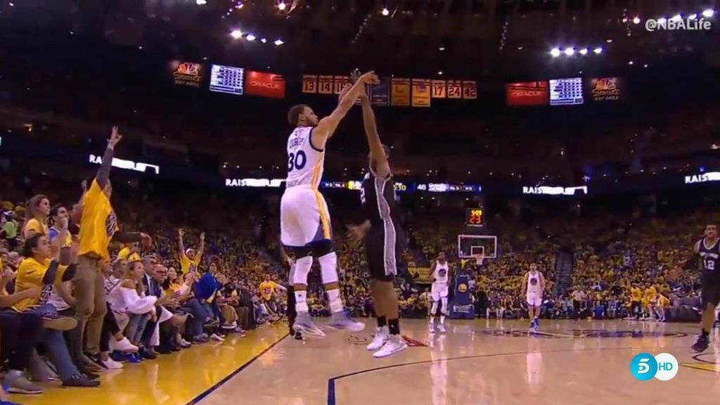 Los Warriors asestan el primer golpe a los Spurs en la final de la conferencia Oeste