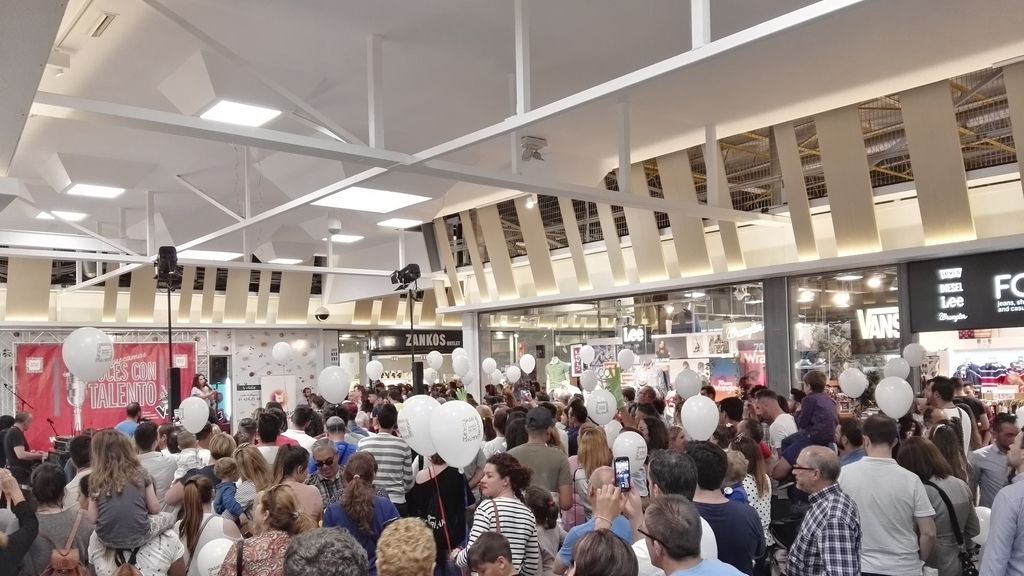 'Gana con tu voz' en Sevilla 'Gana con tu voz' en Sevilla