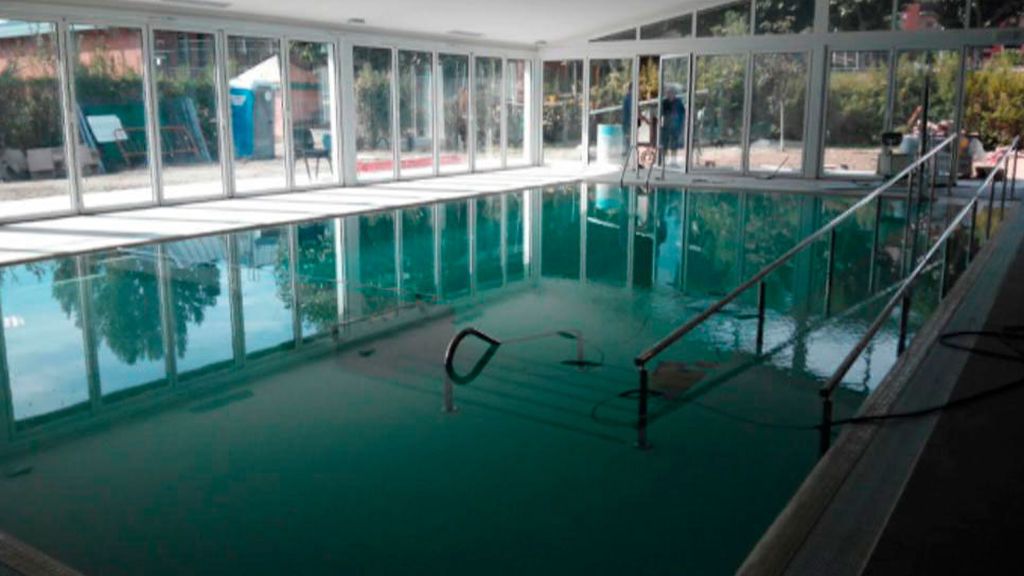 Investigan la muerte de una niña de cuatro años en una clase de natación en Ripoll