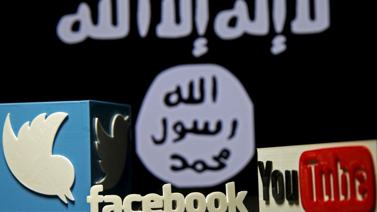 ¿Por qué el Daesh prohíbe a sus combatientes usar las redes sociales?