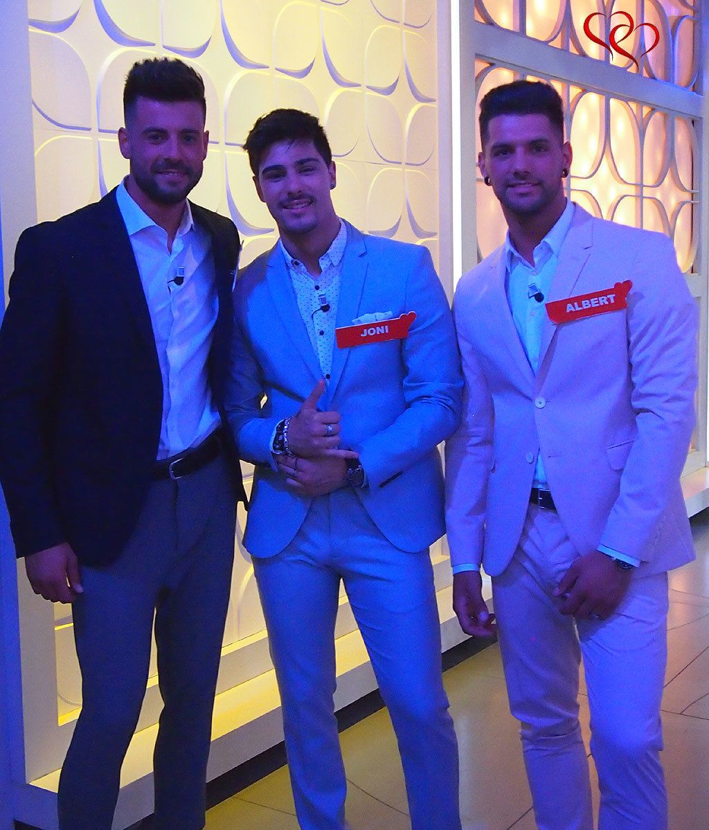 Los invitados, la novia, los novios... Las fotos de la final de Rym