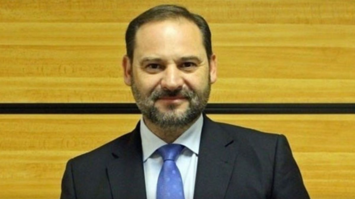 José Luis Ábalos,  jefe de campaña de Pedro Sánchez , portavoz provisional del PSOE en el Congreso
