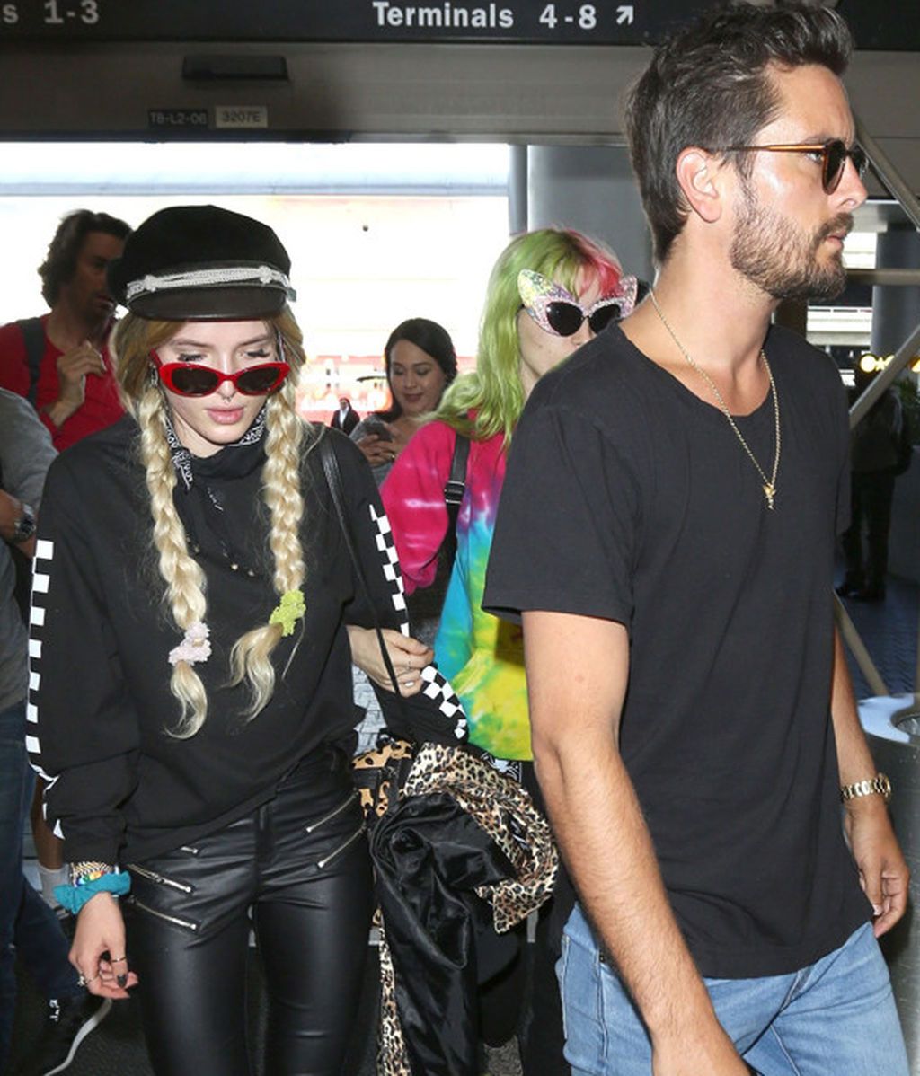 Scott Disick y Bella Thorne, muy cariñosos, captan todas las miradas en Cannes