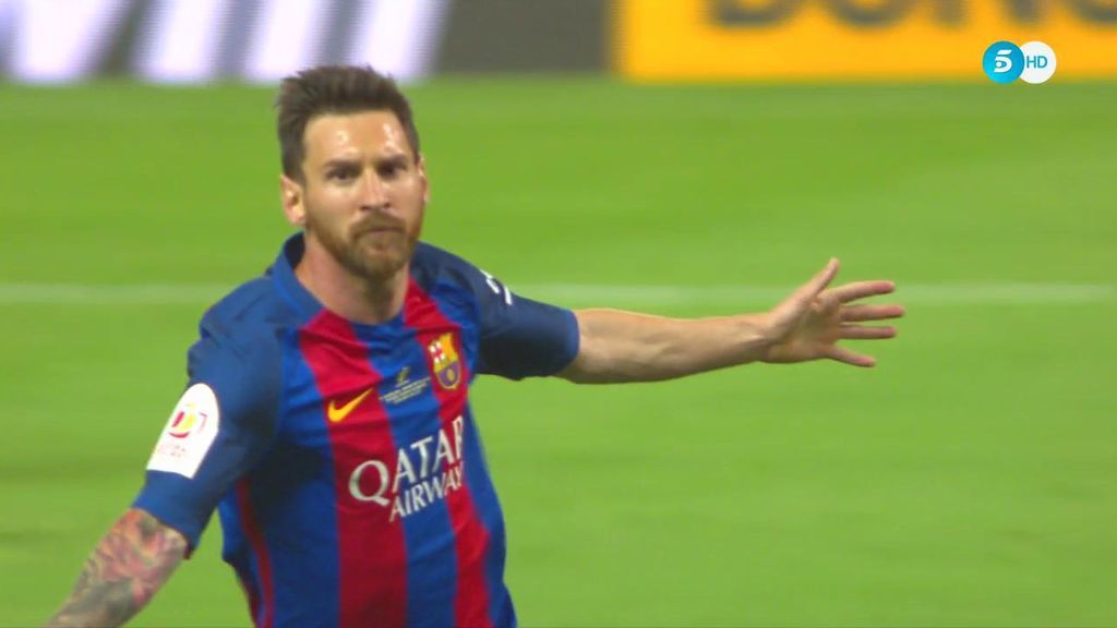 ¡El rey de las finales lo vuelve a hacer! Messi marca un golazo para adelantar al Barça (1-0)