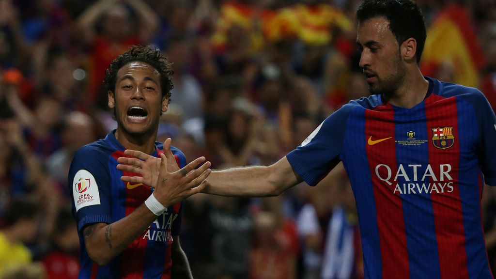 Neymar encarrila la final para el Barça culminando una contra (2-1)