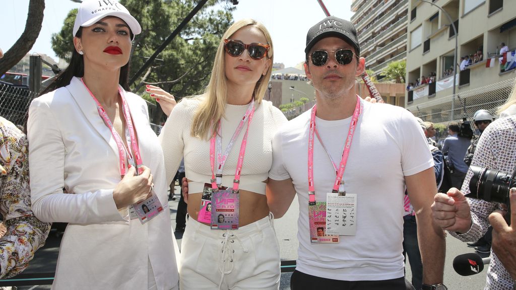 Adriana Lima, Carmen Jordá y James Marsden