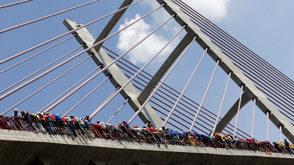 Todos para uno y uno para todos