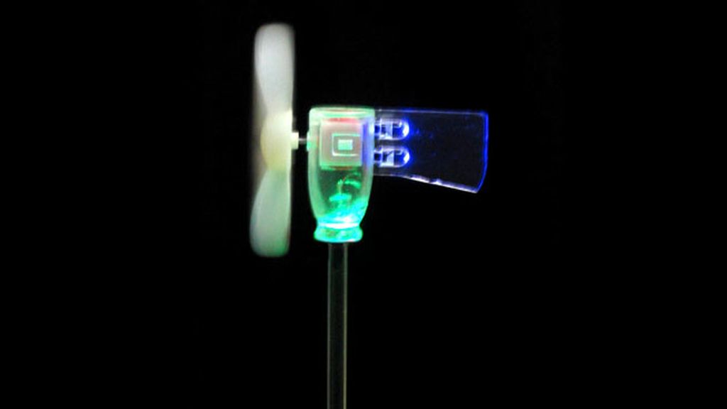 Pon en tu ventana un generador de viento LED