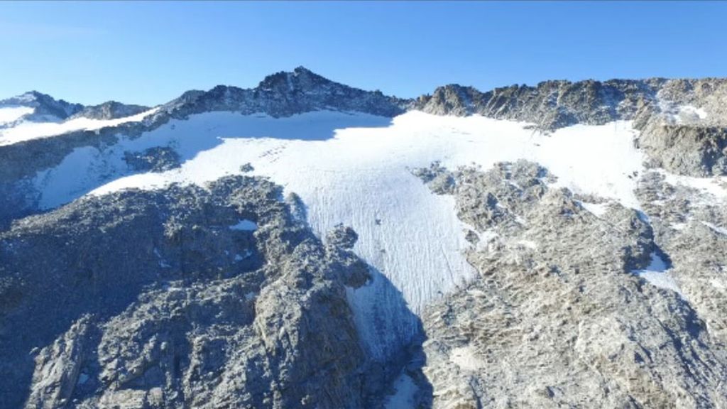 En España aún quedan glaciares (por poco): La Madaleta es la mitad que hace 25 años