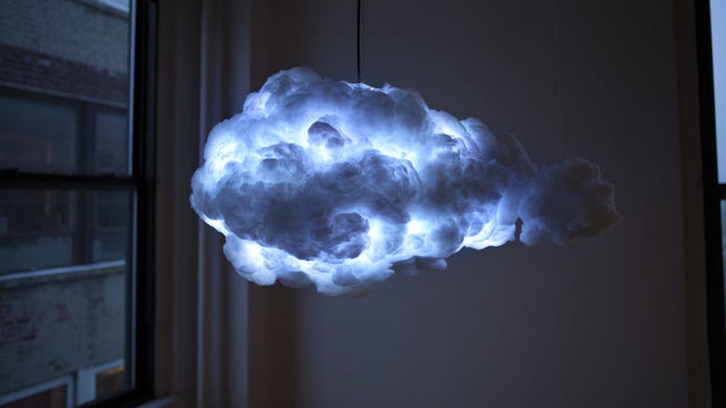 Una nube que es lámpara y altavoz a la vez