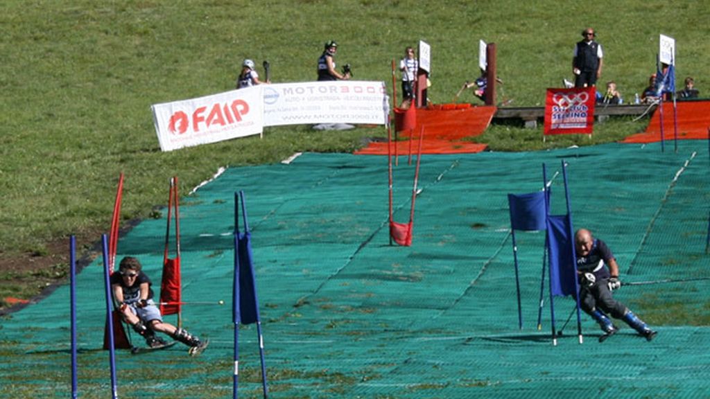 Snowboard, competición de saltos, trineos sui generis...