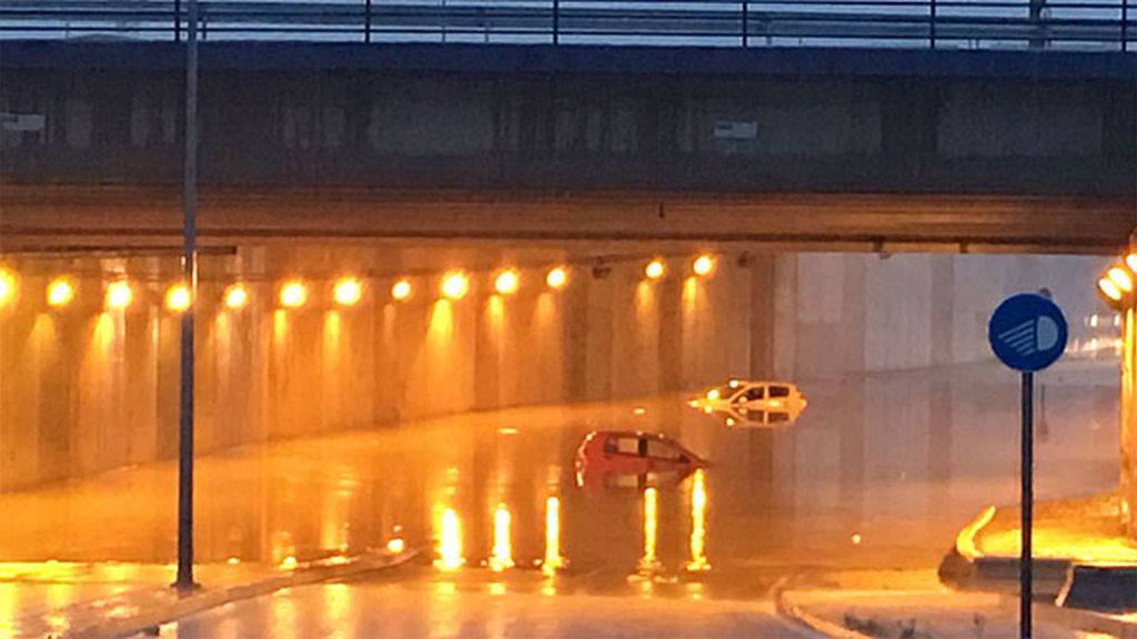 Los ciudadanos no han tardado en compartir imágenes de los destrozos