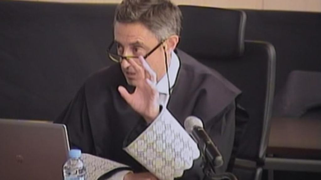 El fiscal concluye que Convergencia robó y financió ilegalmente el partido