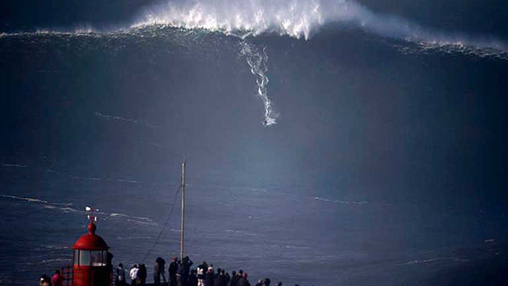 Una ola gigante