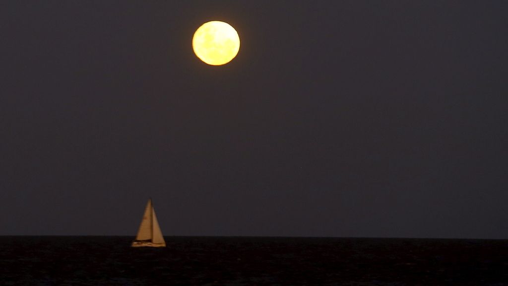 Luna amarilla y aguada pronostica una mojada.