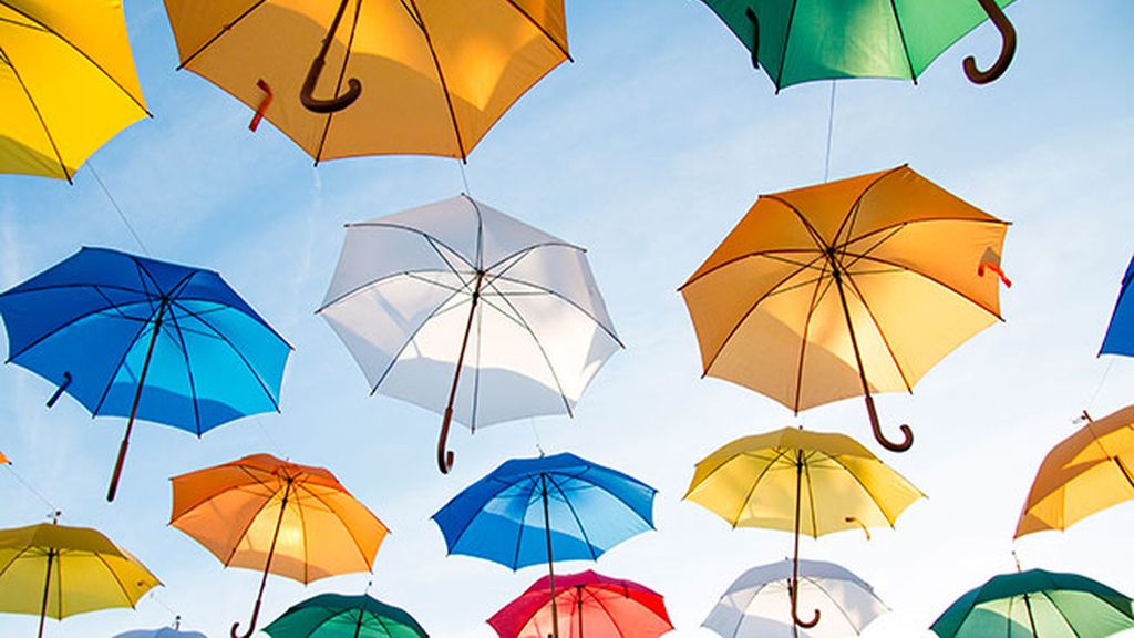 Tienes varios y de colores lisos:  ¡Fashion victim!