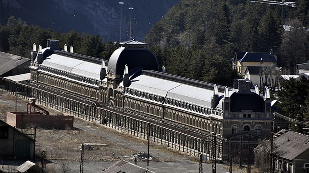 A trabajar y divertirse en la Estación Internacional de Canfranc (Huesca)