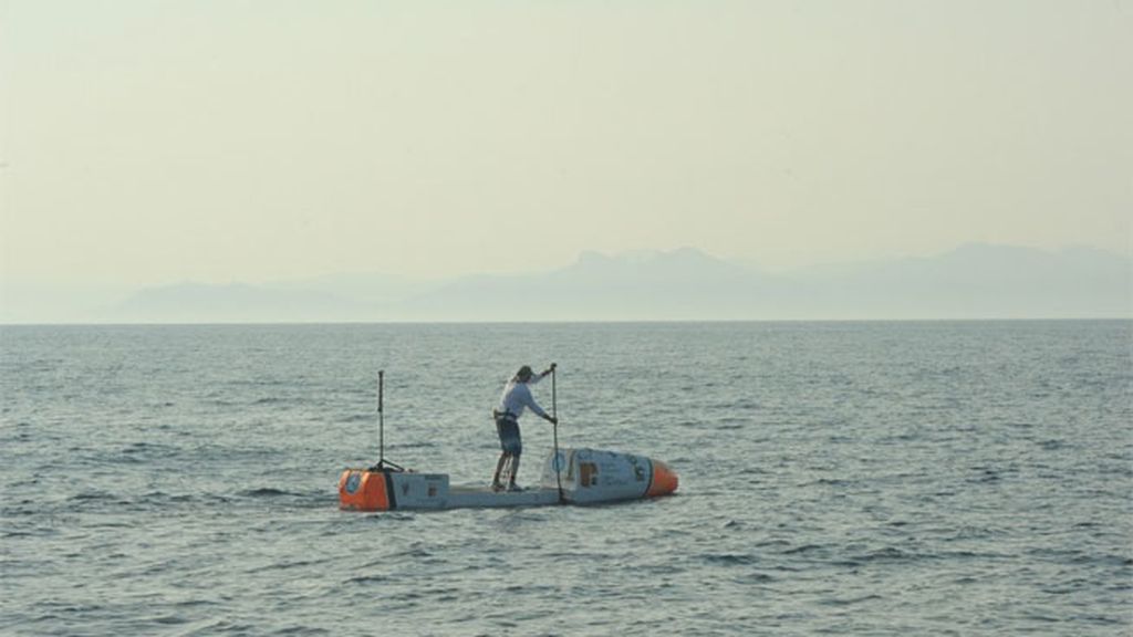 Paddle surf