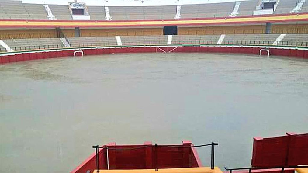 Los ciudadanos no han tardado en compartir imágenes de los destrozos