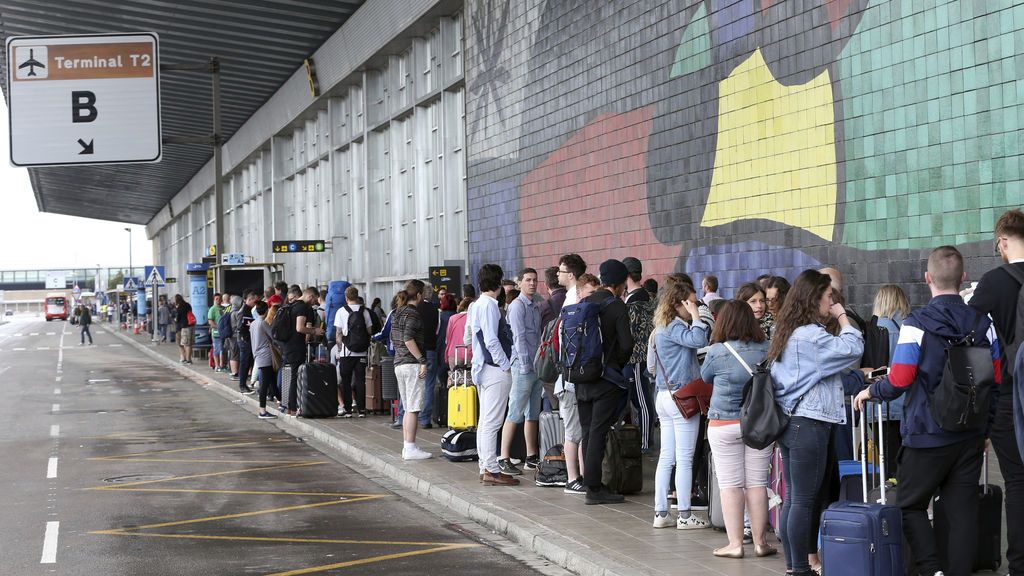 Los taxistas contra Uber y Cabify