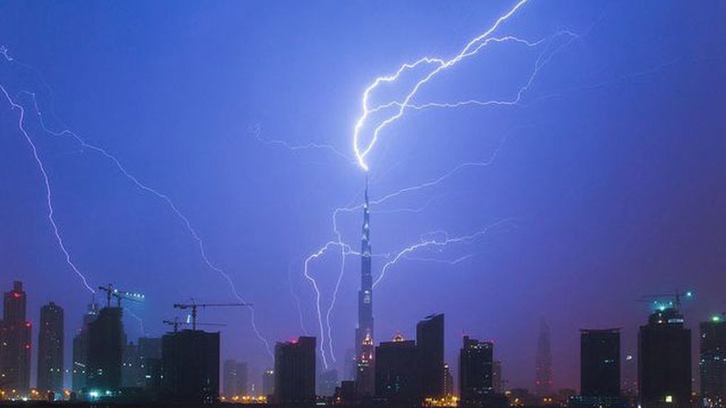 Burj Khalifa, el edificio más alto del mundo (Dubái, Emiratos Árabes). Enero de 2010.