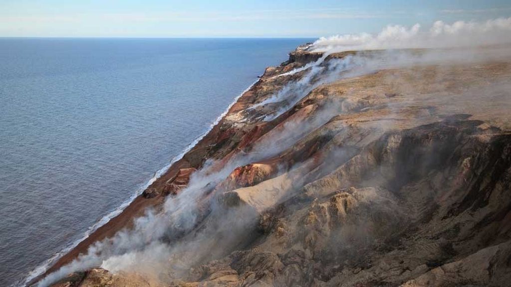 smoking hills