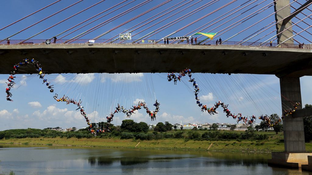 Todos para uno y uno para todos