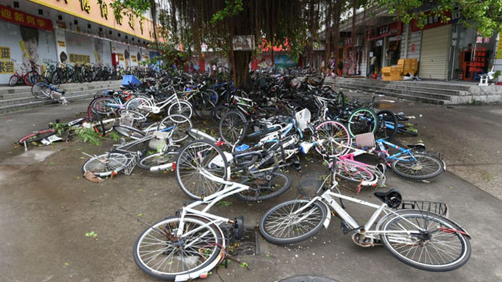 Se dirige a China tras dejar a 500.000 hogares sin electricidad y numerosos desperfectos