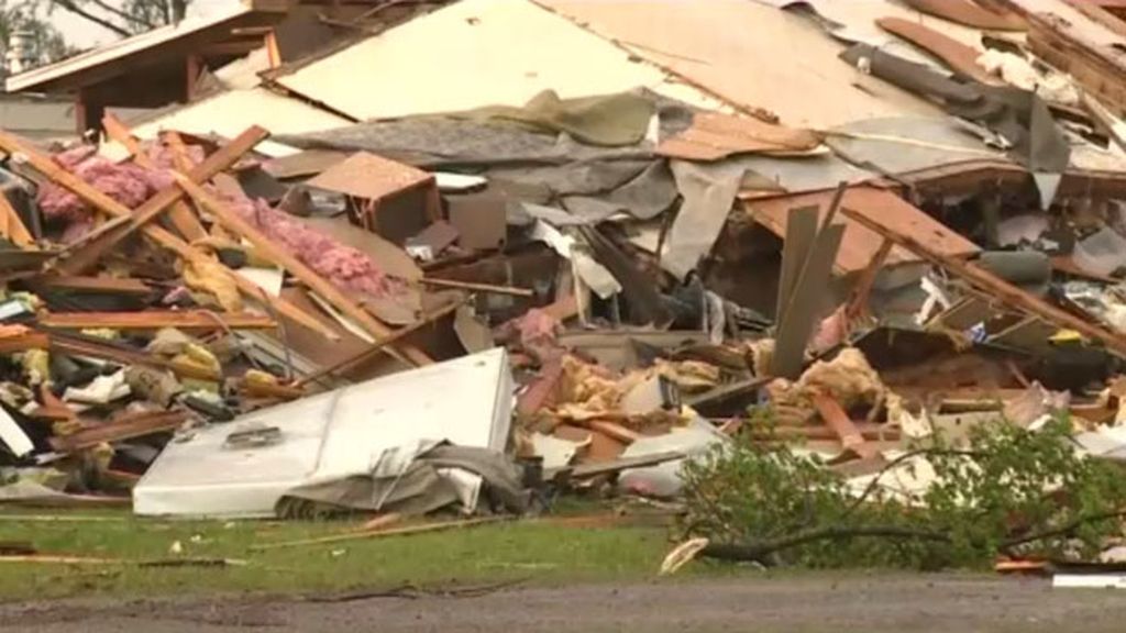 Ya está aquí la racha de los tornados: Texas, Oklahoma y Wisconsin, en ruinas