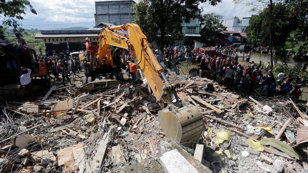 De magnitud 6,5 y a 8,2 kilómetros de profundidad