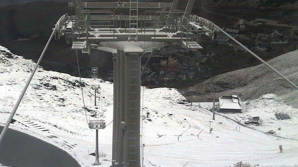 La noche del jueves se han producido mantos de nieve de entre 2 y 10 cm. de espesor