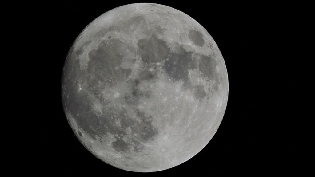 Superluna vip: así han fotografiado la Luna gigante los famosos
