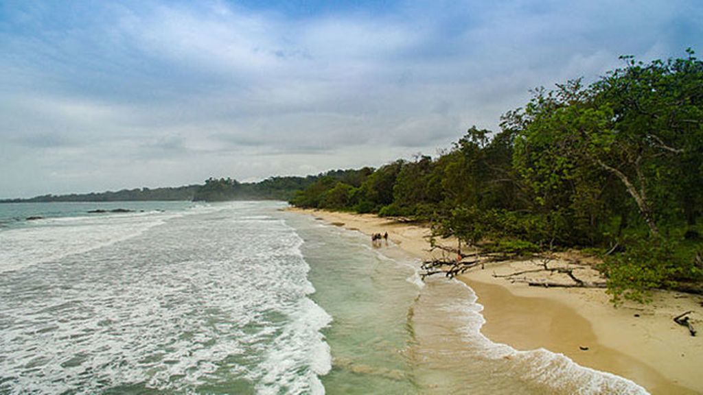 La Playa del Amor y otros románticos paraísos en los que perderte en San Valentín