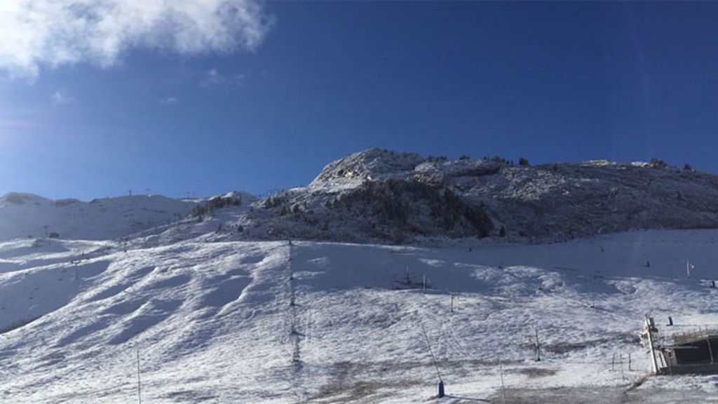 Las pistas de Candanchú en el Pirineo aragonés (@infocandanchu)