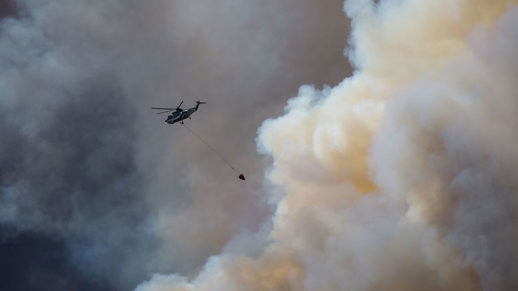 Empiezan a controlar el gran incendio de Canadá