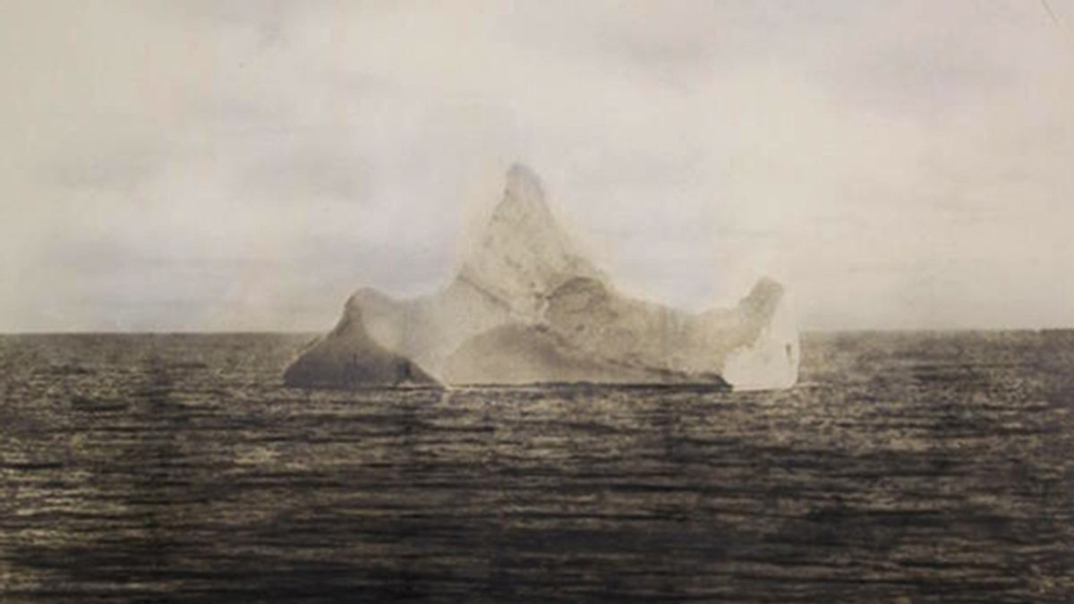iceberg titanic 2