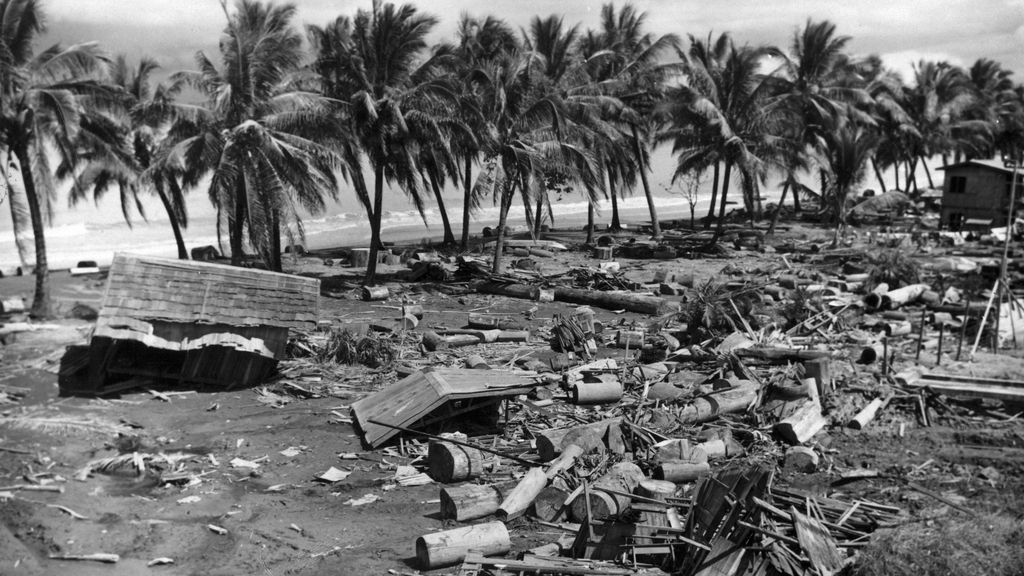 Cuando las olas gigantes llegan a tierra: los 5 tsunamis más devastadores de la historia