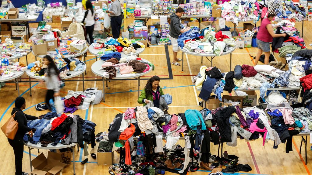 Empiezan a controlar el gran incendio de Canadá