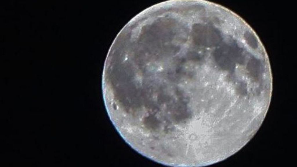Obsesión #LunaBendita: así han retratado la luna llena de julio en las redes