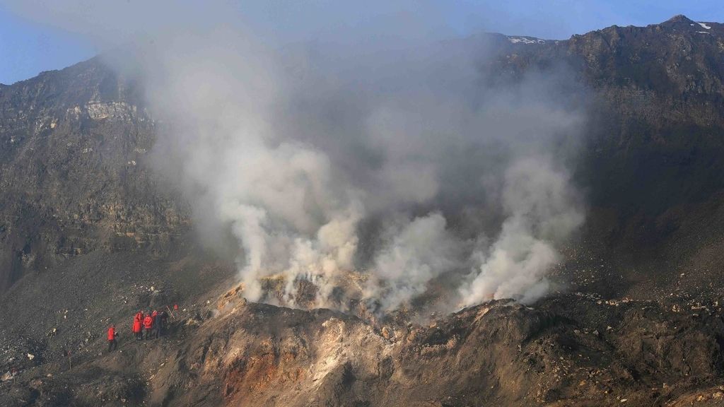 smoking hills