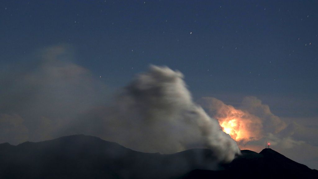 Septiembre, octubre y noviembre, gran período volcánico (Volcán Iturrialba, Costa Rica)