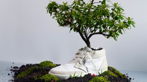 Pisando ético: zapatos ecológicos 'made in Spain' para la lluvia y el