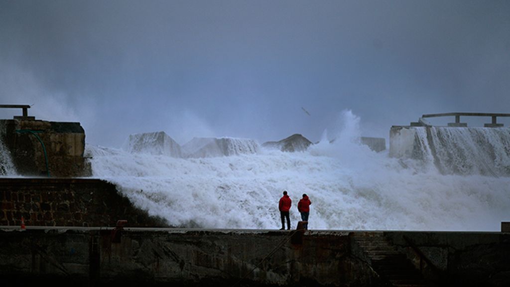 El Puerto de Bermeo, País Vasco, al amanecer