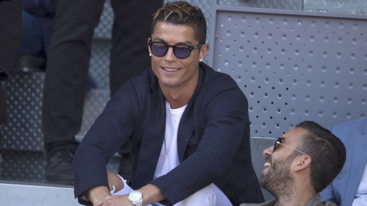 ¿Qué libro de autoayuda está leyendo Cristiano Ronaldo? El portugués lo desvela en las redes