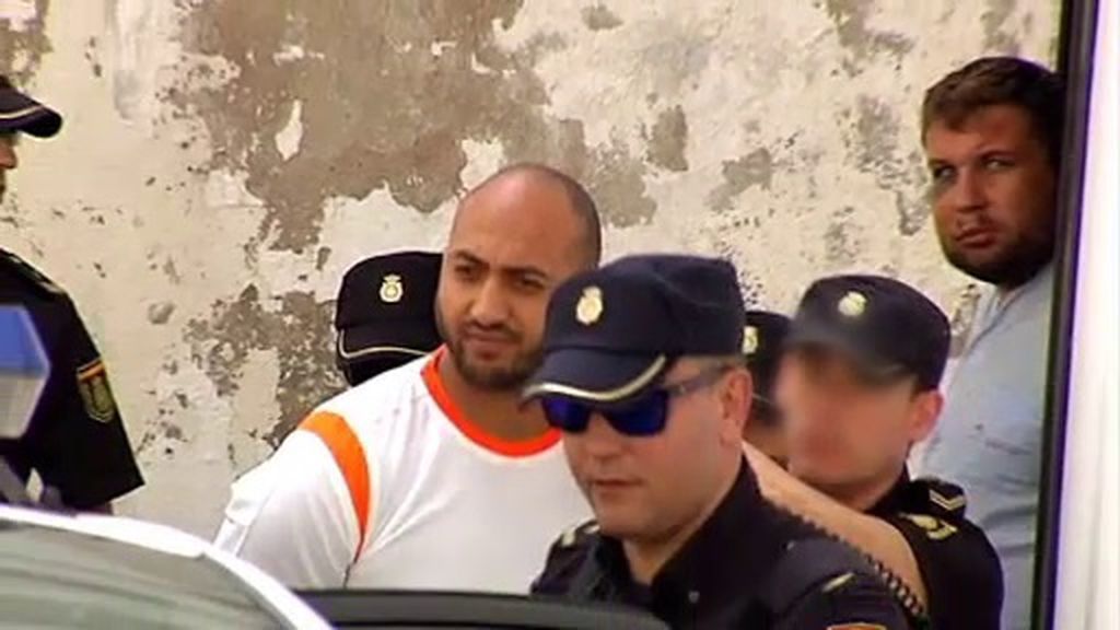 El juez condena a prisión provisional a los británicos detenidos en Marbella