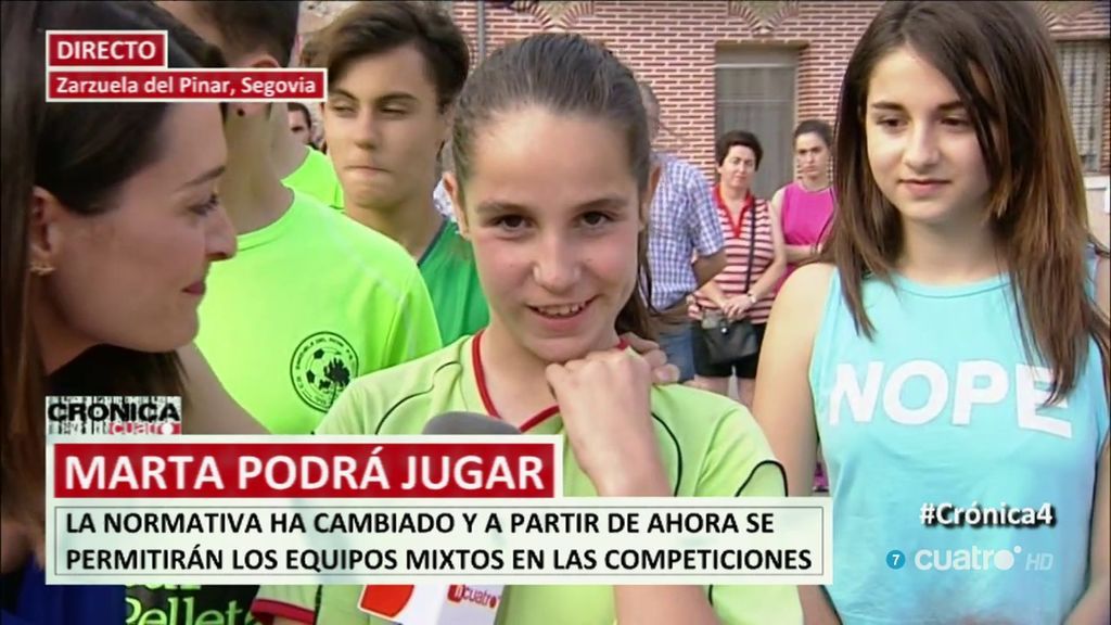 ¡Victoria!: Marta volverá a jugar al fútbol después de que se lo prohibieran por ser niña