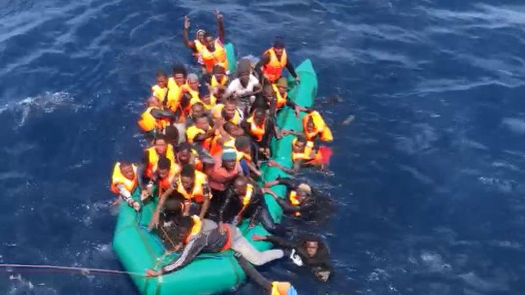 Rescatados 134 migrantes cuando viajaban en 4 pateras por el mar de Alborán