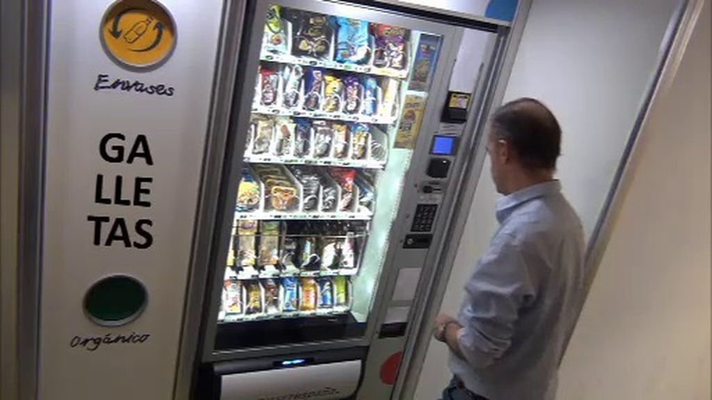 ¿Productos sanos o no? ¿Qué compramos en las máquinas de ‘vending’?